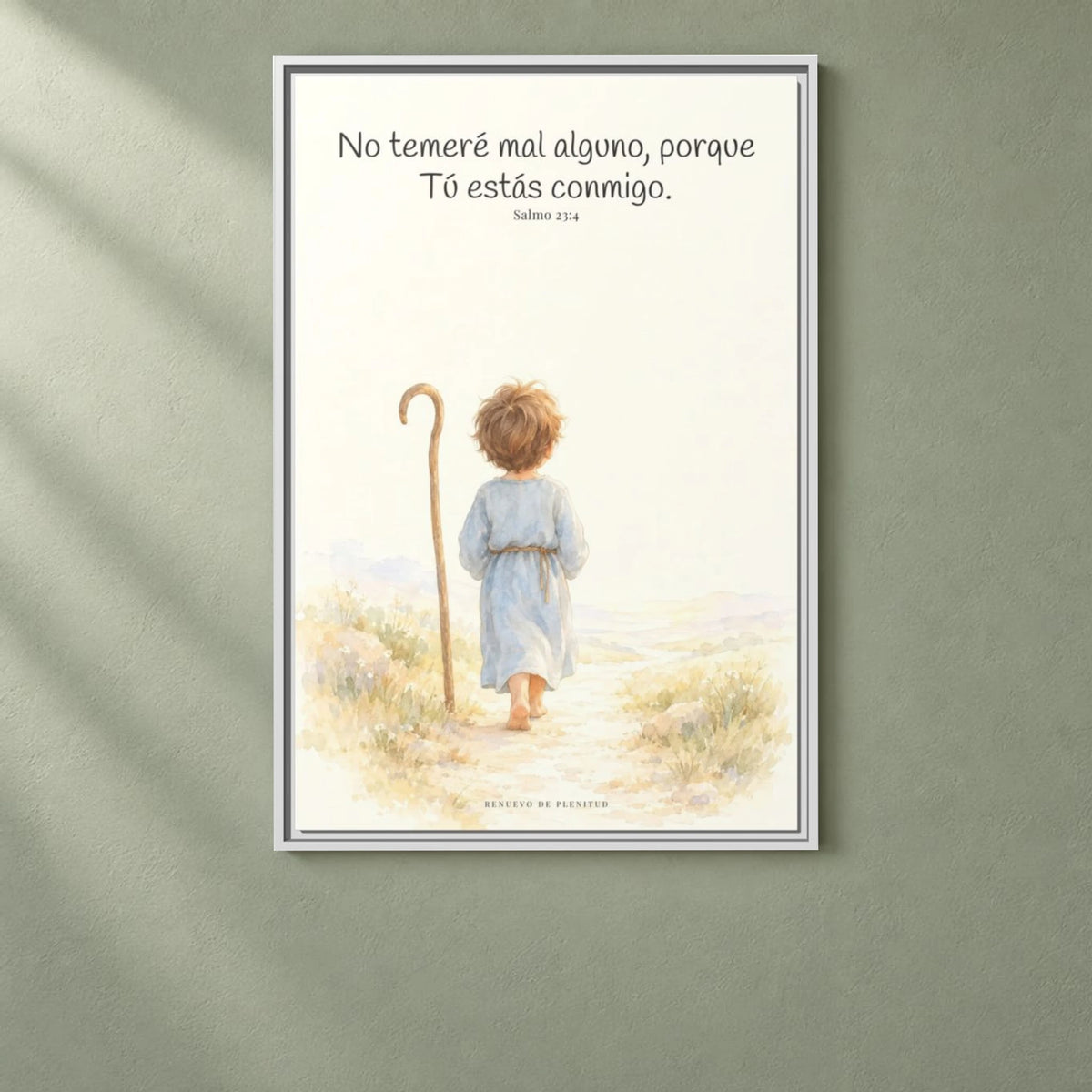 Aunque ande en valle de sombra, Tú estás conmigo — Lienzo Cristiano Enmarcado | Salmo 23:4 — 24×36 pulgadas, marco blanco, vista frontal ambiental, escala física calibrada