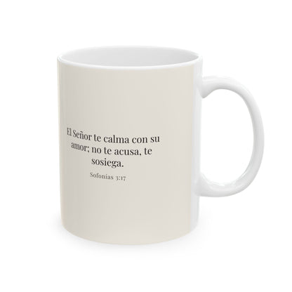 El Señor acalla tus temores con su amor | Taza devocional de fe | Sofonías 3:17