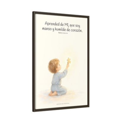 Aprended de Mí, que soy manso y humilde — Lienzo Cristiano Enmarcado | Mateo 11:29-30 — 24×36 pulgadas, marco espresso, vista lateral del marco flotante