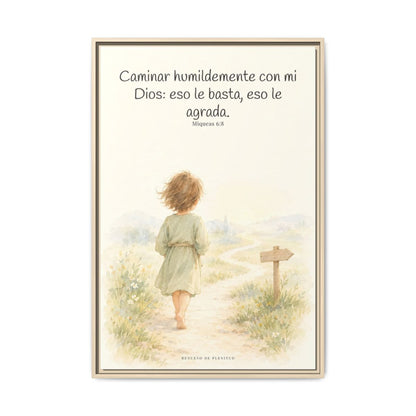 Caminar con Dios es suficiente — Lienzo Cristiano Enmarcado | Miqueas 6:8 — 24×36 pulgadas, marco natural, vista frontal
