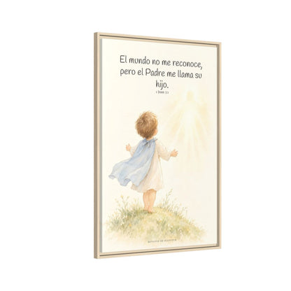 El Padre me conoce y aún así me llama suyo | Decoración de fe para pared | 1 Juan 3:1 — 24×36 pulgadas, marco natural, vista lateral del marco flotante
