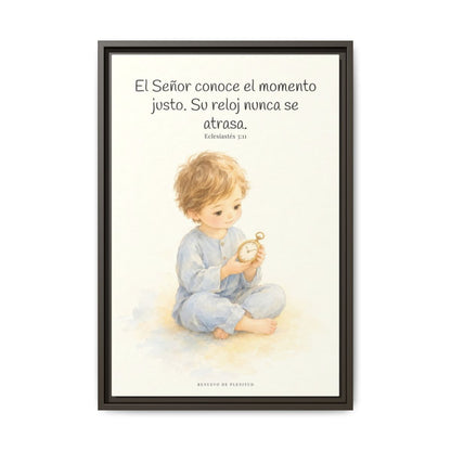 El Señor conoce el momento justo — Lienzo Cristiano Enmarcado | Eclesiastés 3:11 — 16×24 pulgadas, marco espresso, vista frontal