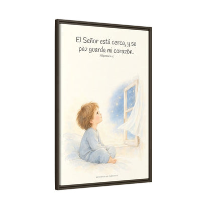 El Señor está cerca de mí | Lienzo bíblico para el hogar | Filipenses 4:7 — 24×36 pulgadas, marco espresso, vista lateral del marco flotante