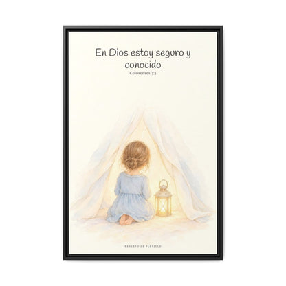 En Dios estoy seguro y conocido — Lienzo Cristiano Enmarcado | Colosenses 3:3 — 24×36 pulgadas, marco negro, vista frontal