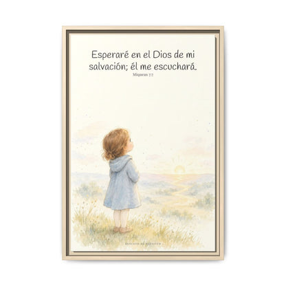 Esperaré en el Dios de mi salvación — Lienzo Cristiano Enmarcado | Miqueas 7:7 — 16×24 pulgadas, marco natural, vista frontal