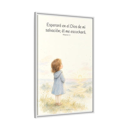 Esperaré en el Dios de mi salvación — Lienzo Cristiano Enmarcado | Miqueas 7:7 — 24×36 pulgadas, marco blanco, vista lateral del marco flotante