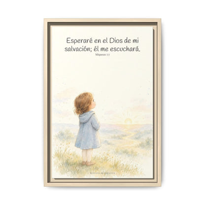 Esperaré en el Dios de mi salvación — Lienzo Cristiano Enmarcado | Miqueas 7:7 — 12×18 pulgadas, marco natural, vista frontal