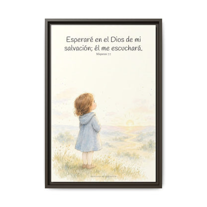 Esperaré en el Dios de mi salvación — Lienzo Cristiano Enmarcado | Miqueas 7:7 — 16×24 pulgadas, marco espresso, vista frontal