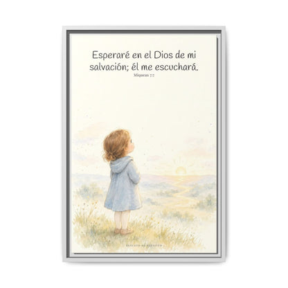 Esperaré en el Dios de mi salvación — Lienzo Cristiano Enmarcado | Miqueas 7:7 — 16×24 pulgadas, marco blanco, vista frontal