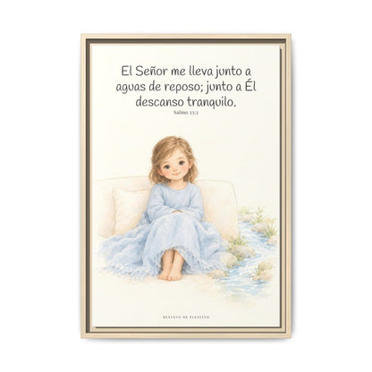 Junto a aguas de reposo me pastorea — Lienzo Cristiano Enmarcado | Salmo 23:2 — 16×24 pulgadas, marco natural, vista frontal