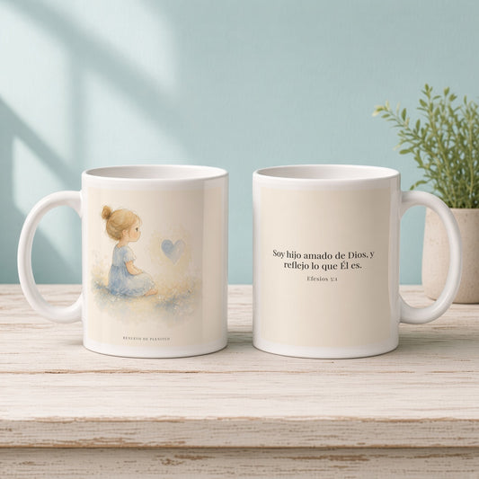 Soy hijo amado de Dios | Taza cristiana en dos tamaños | Efesios 5:1 — 11oz · Mañana aqua, arte y frase devocional en dos tazas