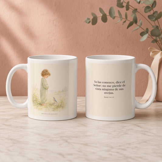 El Señor me conoce por mi nombre | Taza de fe para cada mañana | Juan 10:27 — 11oz · Regalo rosa empolvado, arte y frase devocional en dos tazas