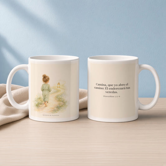 Él enderezará tus veredas | Taza bíblica de cerámica | Proverbios 3:5-6 — 11oz · Lectura azul sereno, arte y frase devocional en dos tazas
