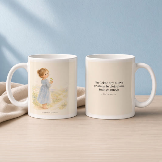 En Cristo soy nueva criatura | Taza bíblica de cerámica | 2 Corintios 5:17 — 11oz · Lectura azul sereno, arte y frase devocional en dos tazas
