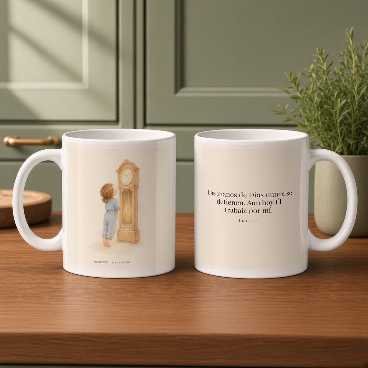 Las manos de Dios no se detienen por mí | Taza de fe para cada mañana | Juan 5:17 — 11oz · Cocina verde salvia, arte y frase devocional en dos tazas