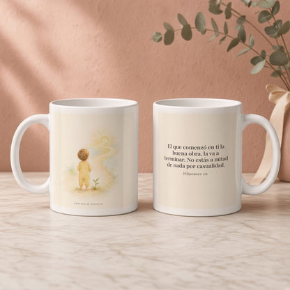 Dios terminará la buena obra que empezó en mí | Taza bíblica de cerámica | Filipenses 1:6 — 11oz · Regalo rosa empolvado, arte y frase devocional en dos tazas