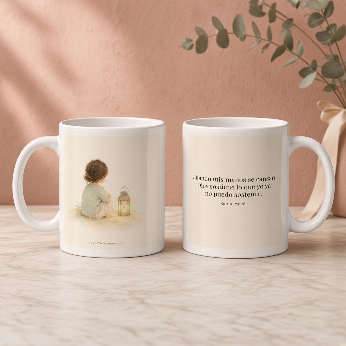 Dios sostiene lo que yo ya no puedo sostener | Taza de inspiración bíblica | Salmo 73:26 — 11oz · Regalo rosa empolvado, arte y frase devocional en dos tazas