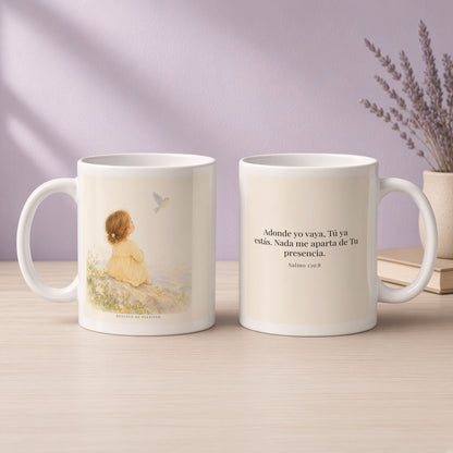 Si subo a los cielos, allí estás Tú | Taza cristiana con frase devocional | Salmo 139:8 — 11oz · Devocional lavanda, arte y frase devocional en dos tazas