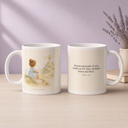 Bienaventurado el que confía en Él | Taza de fe para cada mañana | Salmo 34:8 — 11oz · Devocional lavanda, arte y frase devocional en dos tazas