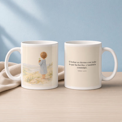 El Señor es tierno con todo lo que ha hecho | Taza bíblica de cerámica | Salmo 145:9 — 11oz · Lectura azul sereno, arte y frase devocional en dos tazas