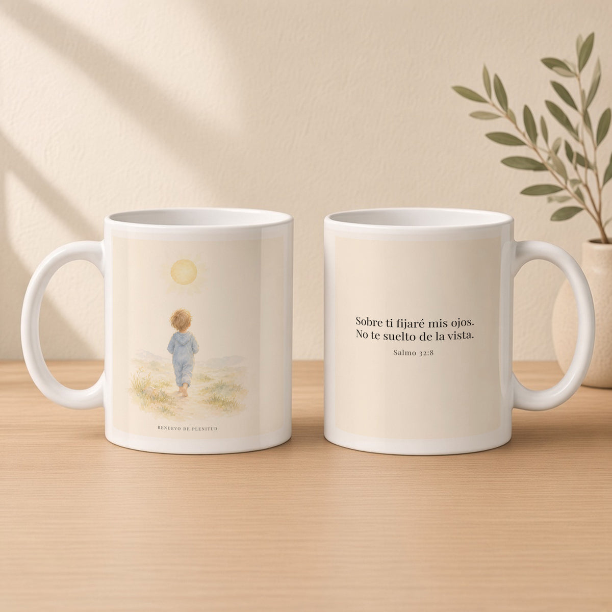 Mis ojos están puestos en ti | Taza devocional ilustrada | Salmo 32:8 — 11oz · Estudio crema cálido, arte y frase devocional en dos tazas