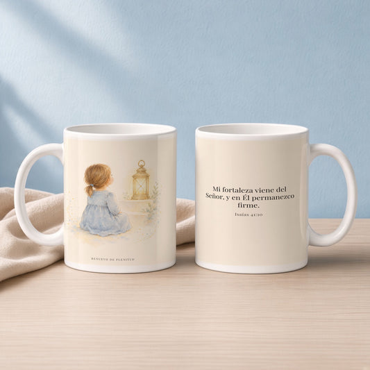 Mi fortaleza viene del Señor | Taza cristiana en dos tamaños | Isaías 41:10 — 15oz · Lectura azul sereno, arte y frase devocional en dos tazas
