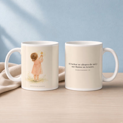 El Señor se alegra de mí | Taza bíblica de cerámica | Deuteronomio 7:6 — 15oz · Lectura azul sereno, arte y frase devocional en dos tazas
