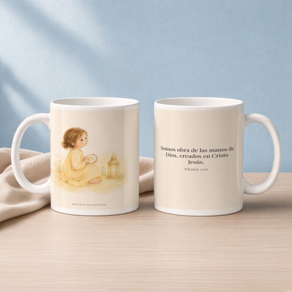 Somos obra de las manos de Dios | Taza con arte cristiano | Efesios 2:10 — 15oz · Lectura azul sereno, arte y frase devocional en dos tazas