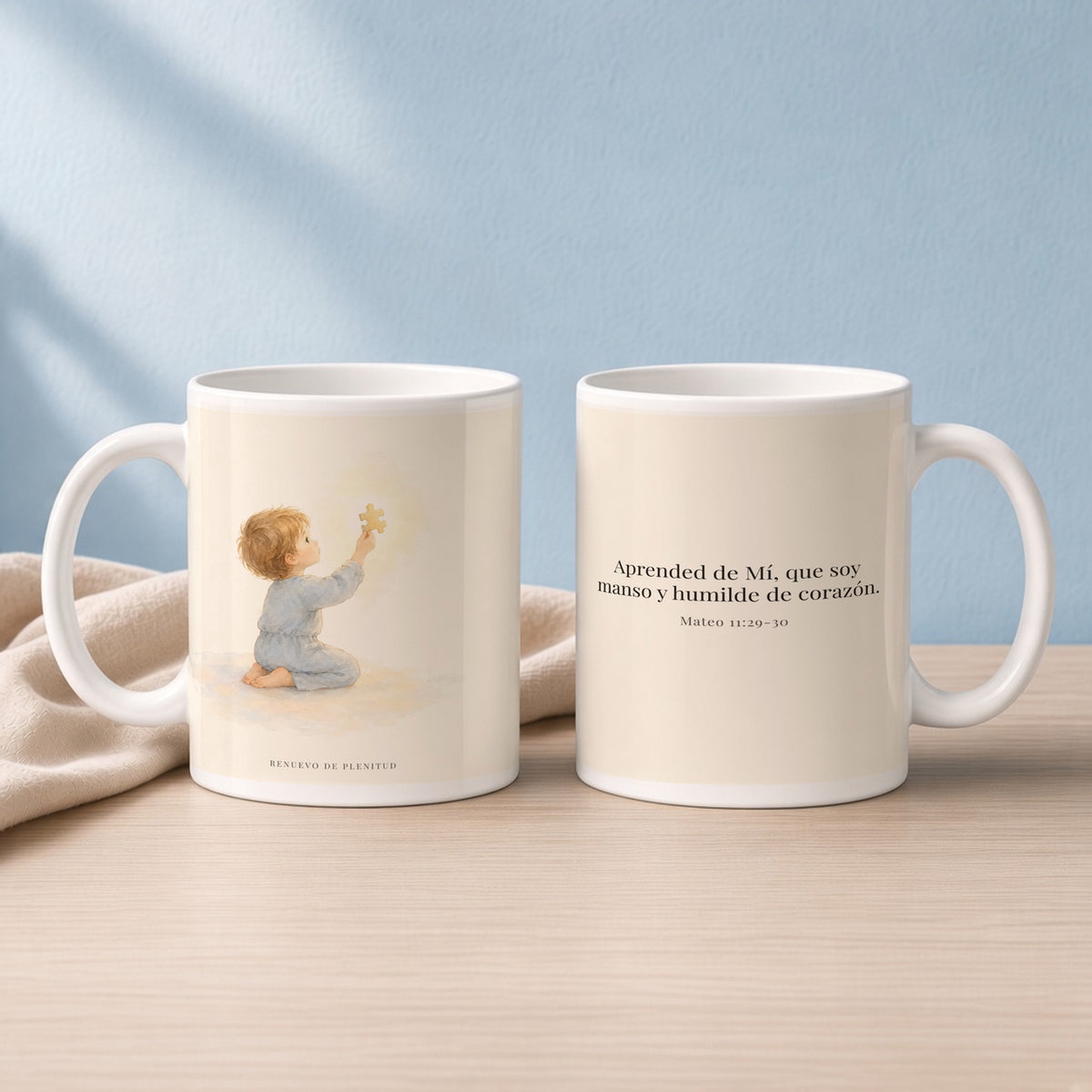 Aprended de Mí, que soy manso y humilde | Taza cristiana en dos tamaños | Mateo 11:29-30 — 15oz · Lectura azul sereno, arte y frase devocional en dos tazas