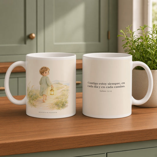 Contigo estoy siempre | Taza de inspiración bíblica | Salmo 73:23 — 15oz · Cocina verde salvia, arte y frase devocional en dos tazas