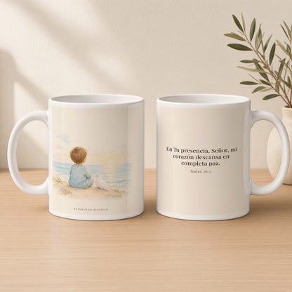 Tú guardarás en completa paz a quien confía en ti | Taza de fe para cada mañana | Isaías 26:3 — 15oz · Estudio crema cálido, arte y frase devocional en dos tazas