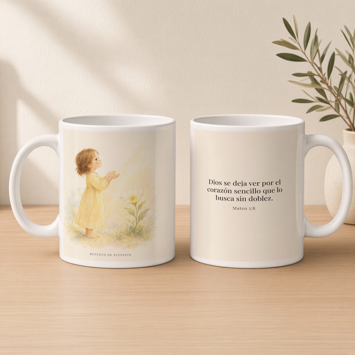 Dios se deja ver por el corazón sencillo | Taza de inspiración bíblica | Mateo 5:8 — 15oz · Estudio crema cálido, arte y frase devocional en dos tazas