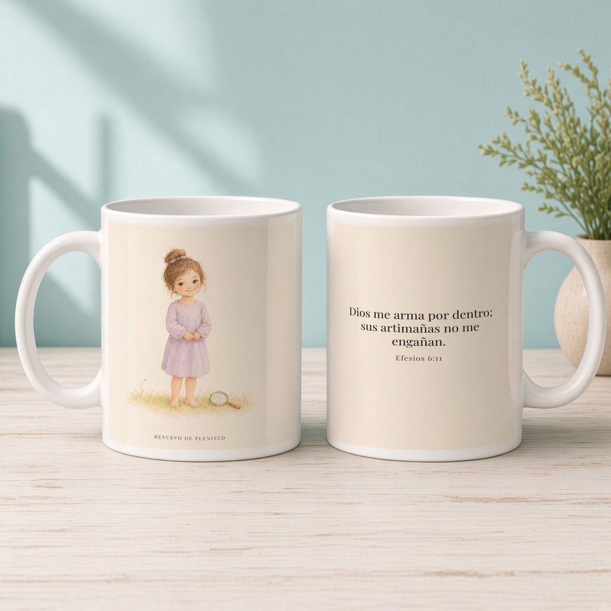 Dios me arma contra las astucias del enemigo | Taza de fe para cada mañana | Efesios 6:11 — 15oz · Mañana aqua, arte y frase devocional en dos tazas