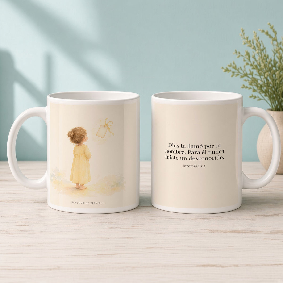 Dios me llamó por mi nombre | Taza cristiana en dos tamaños | Jeremías 1:5 — 15oz · Mañana aqua, arte y frase devocional en dos tazas
