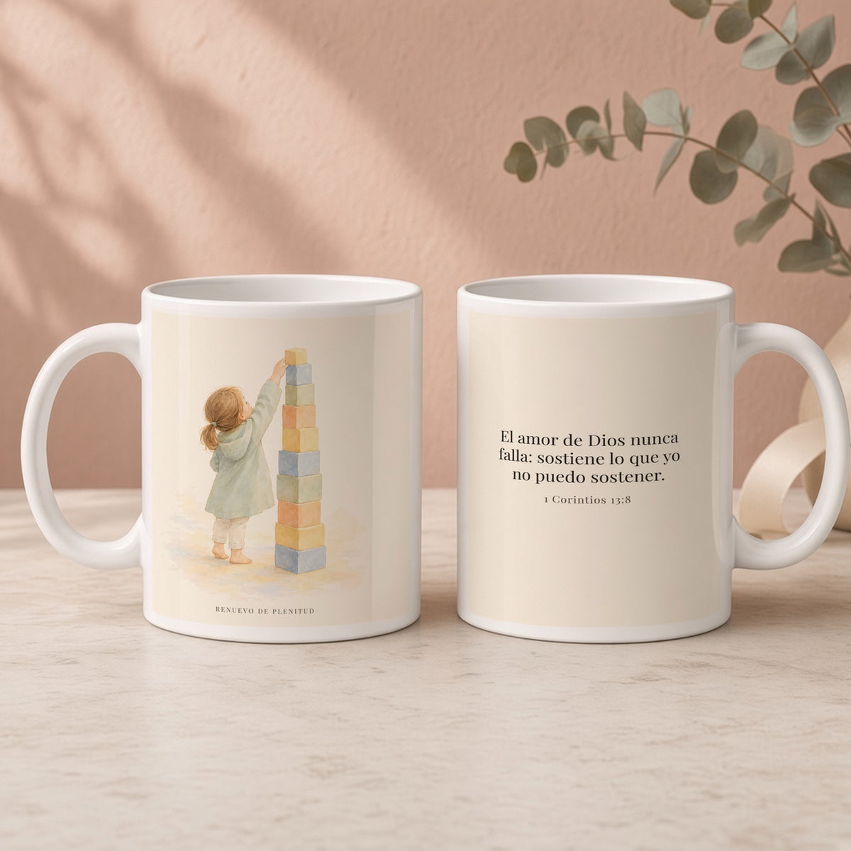 El amor de Dios nunca falla | Taza de fe para cada mañana | 1 Corintios 13:8 — 15oz · Regalo rosa empolvado, arte y frase devocional en dos tazas