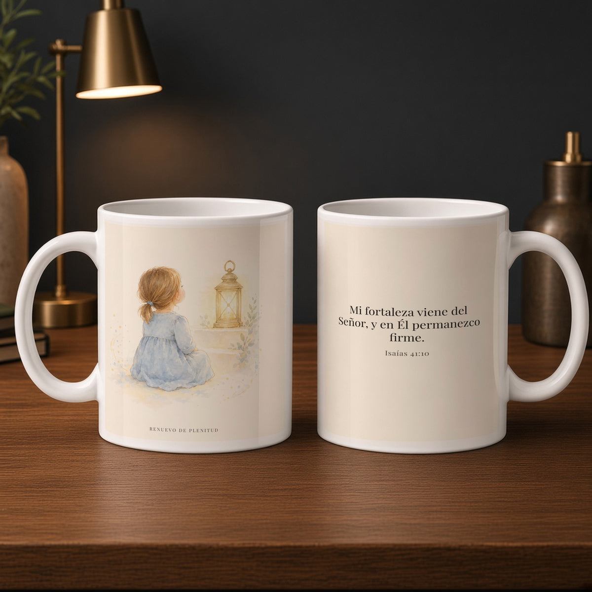 Mi fortaleza viene del Señor | Taza cristiana en dos tamaños | Isaías 41:10 — 15oz · Estudio carbón, arte y frase devocional en dos tazas