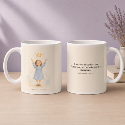 Jesús es el Señor | Taza cristiana con frase devocional | Filipenses 2:10-11 — 15oz · Devocional lavanda, arte y frase devocional en dos tazas