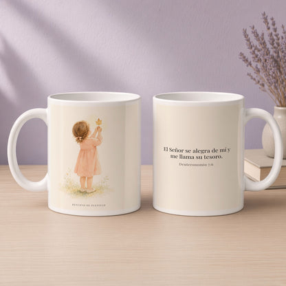 El Señor se alegra de mí | Taza bíblica de cerámica | Deuteronomio 7:6 — 15oz · Devocional lavanda, arte y frase devocional en dos tazas
