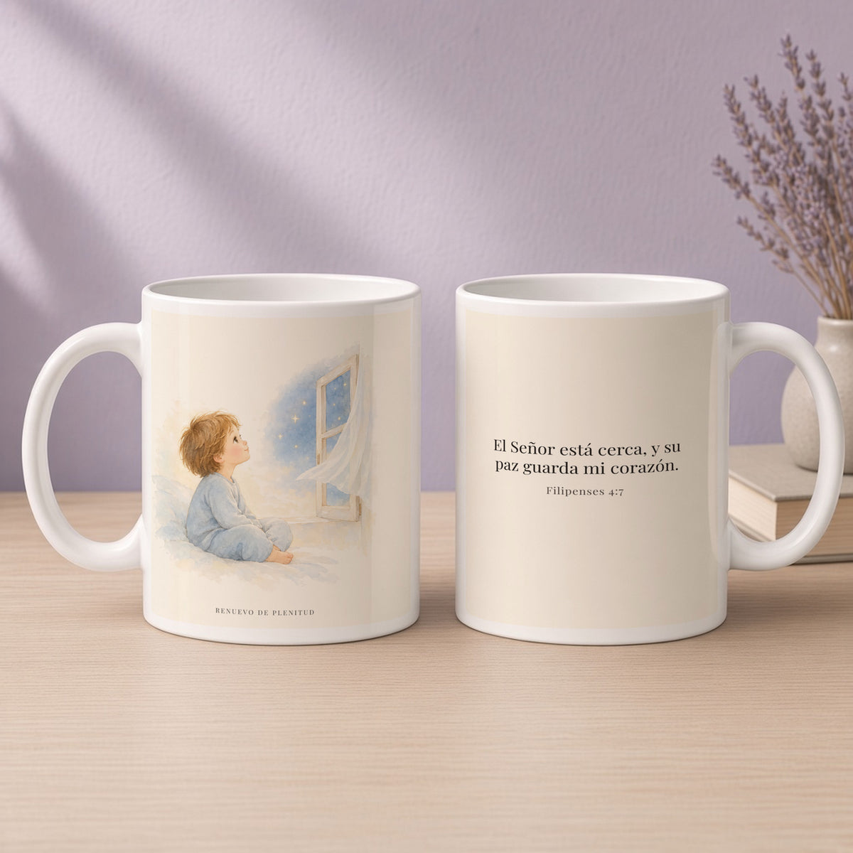 El Señor está cerca de mí | Taza de inspiración bíblica | Filipenses 4:7 — 15oz · Devocional lavanda, arte y frase devocional en dos tazas