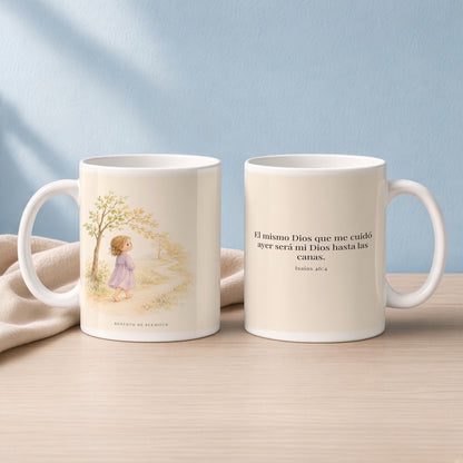 El mismo Dios será mi Dios hasta la vejez | Taza bíblica de cerámica | Isaías 46:4 — 15oz · Lectura azul sereno, arte y frase devocional en dos tazas