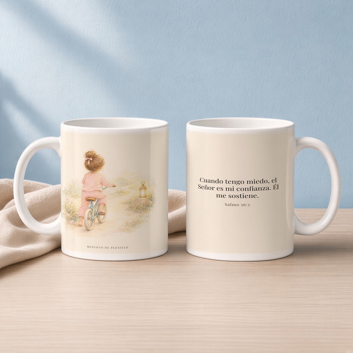 Cuando tengo miedo, el Señor es mi confianza | Taza de inspiración bíblica | Salmo 56:3 — 15oz · Lectura azul sereno, arte y frase devocional en dos tazas