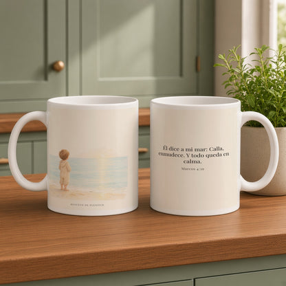 Él dijo: Calla, enmudece | Taza devocional de fe | Marcos 4:39 — 15oz · Cocina verde salvia, arte y frase devocional en dos tazas