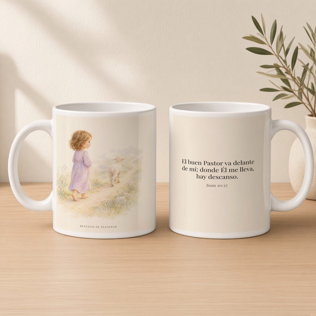El buen Pastor va delante de mí | Taza de fe para cada mañana | Juan 10:27 — 15oz · Estudio crema cálido, arte y frase devocional en dos tazas