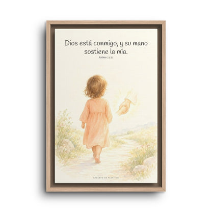 Nunca estoy solo | Cuadro bíblico para el hogar | Salmo 73:23 — 12×18 pulgadas, marco natural, vista frontal