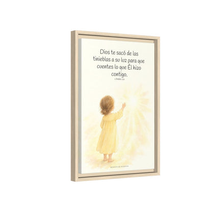 Para que anuncies las maravillas de Dios — Lienzo Cristiano Enmarcado | 1 Pedro 2:9 — 12×18 pulgadas, marco natural, vista lateral del marco flotante