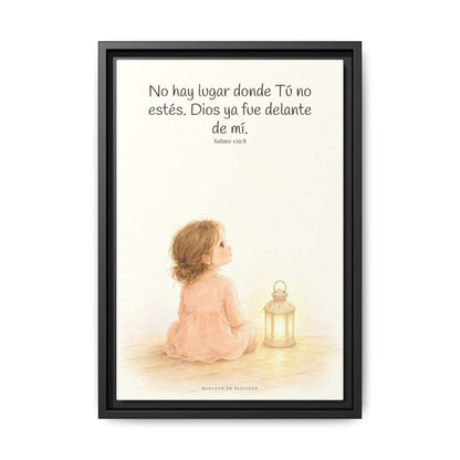 Si en las tinieblas me acuesto, allí estás Tú — Lienzo Cristiano Enmarcado | Salmo 139:8 — 12×18 pulgadas, marco negro, vista frontal