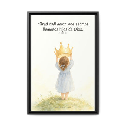 Soy hija amada de Dios — Lienzo Cristiano Enmarcado | 1 Juan 3:1 — 16×24 pulgadas, marco negro, vista frontal