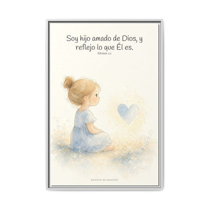 Soy hijo amado de Dios — Lienzo Cristiano Enmarcado | Efesios 5:1 — 24×36 pulgadas, marco blanco, vista frontal